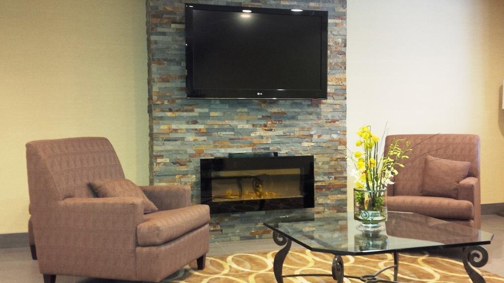 Courtyard By Marriott Regina Downtown Hotell Exteriör bild