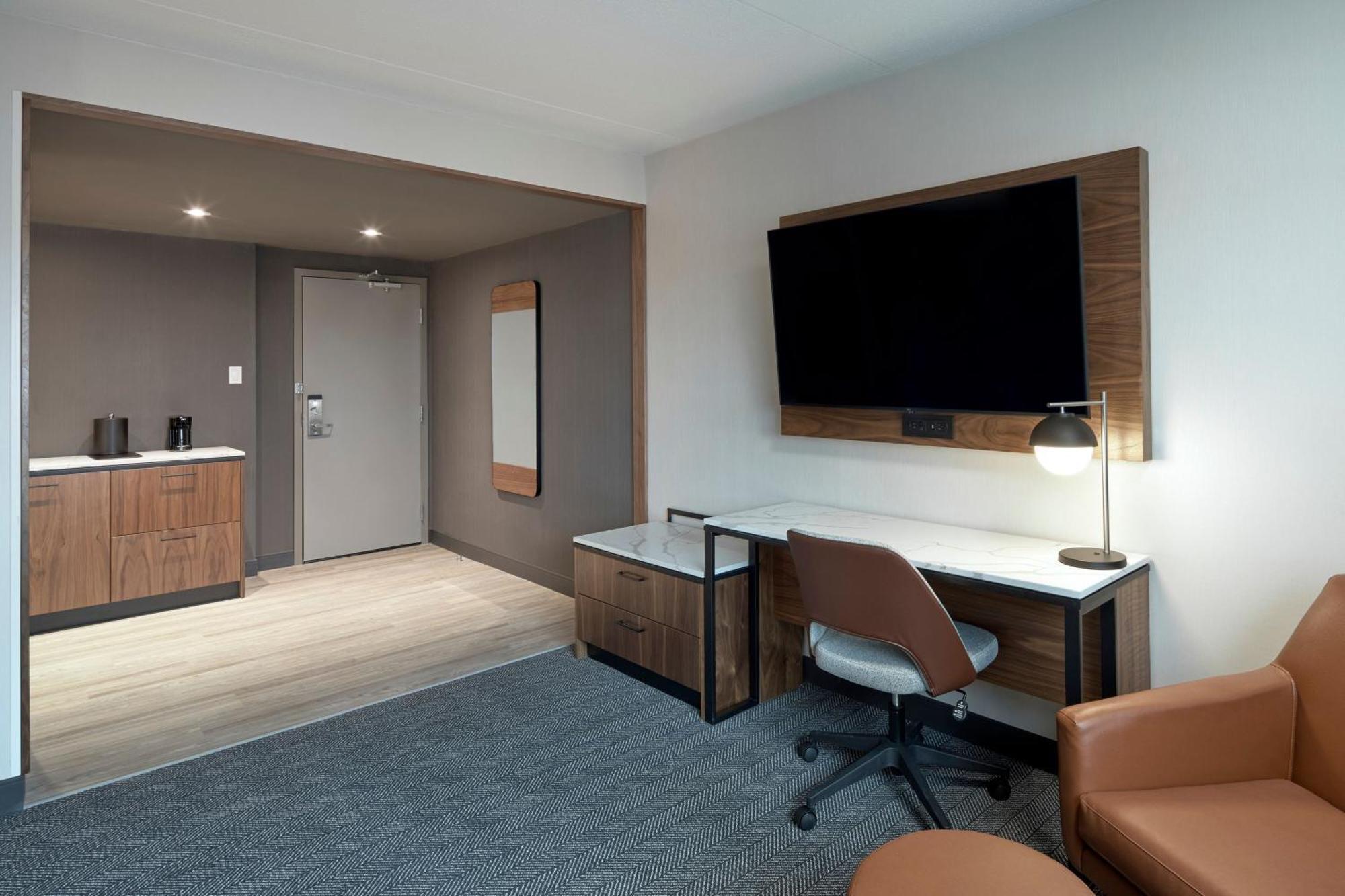 Courtyard By Marriott Regina Downtown Hotell Exteriör bild