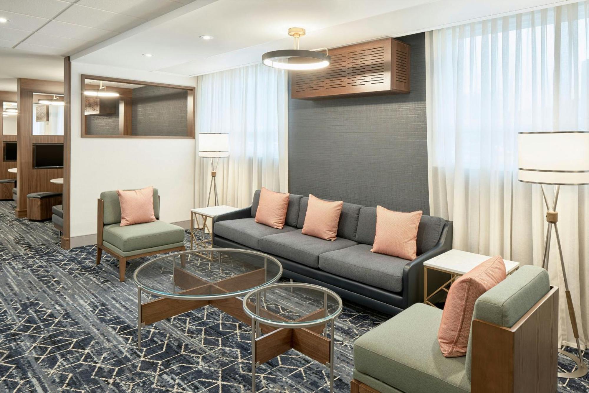 Courtyard By Marriott Regina Downtown Hotell Exteriör bild