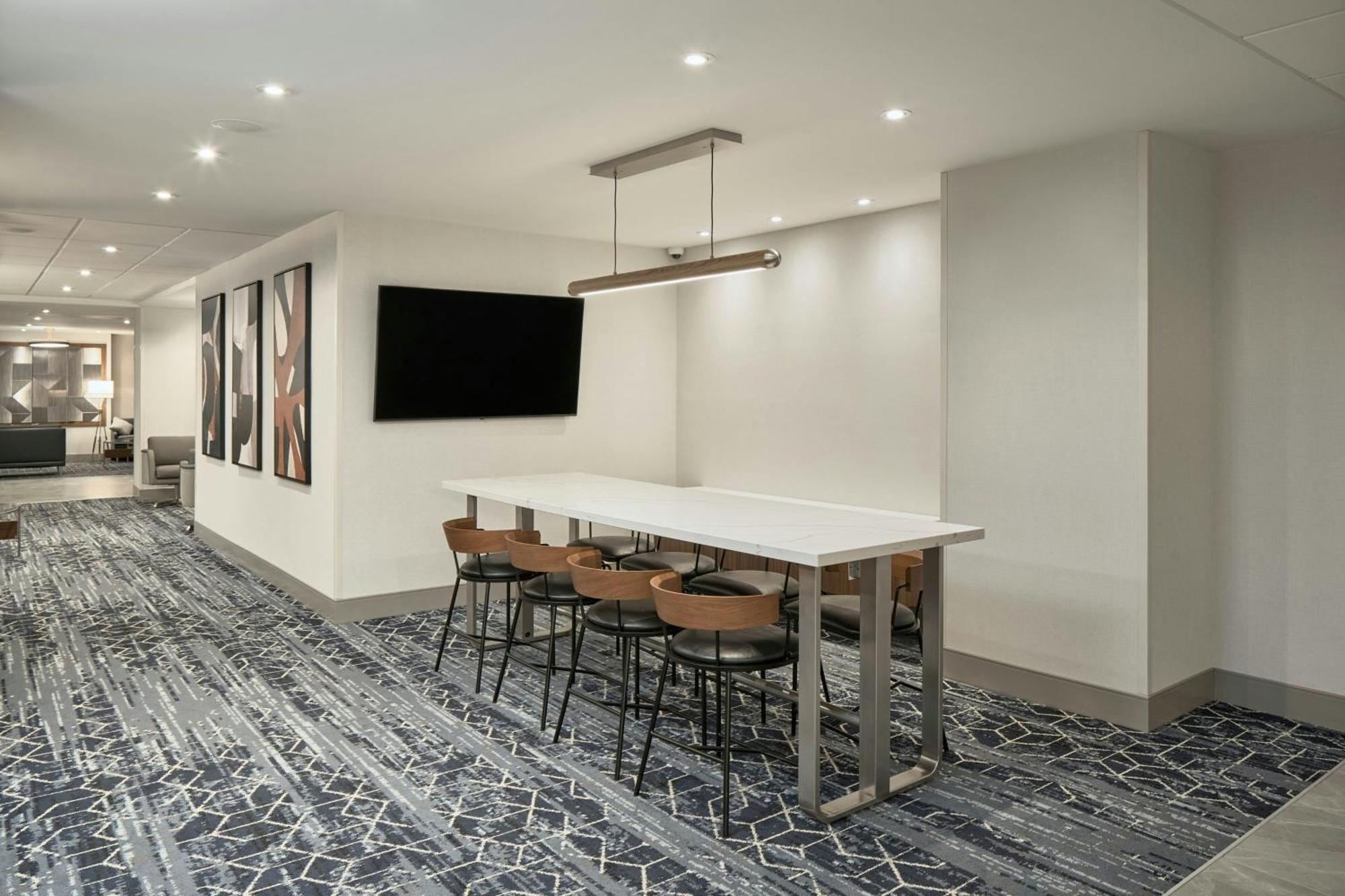 Courtyard By Marriott Regina Downtown Hotell Exteriör bild