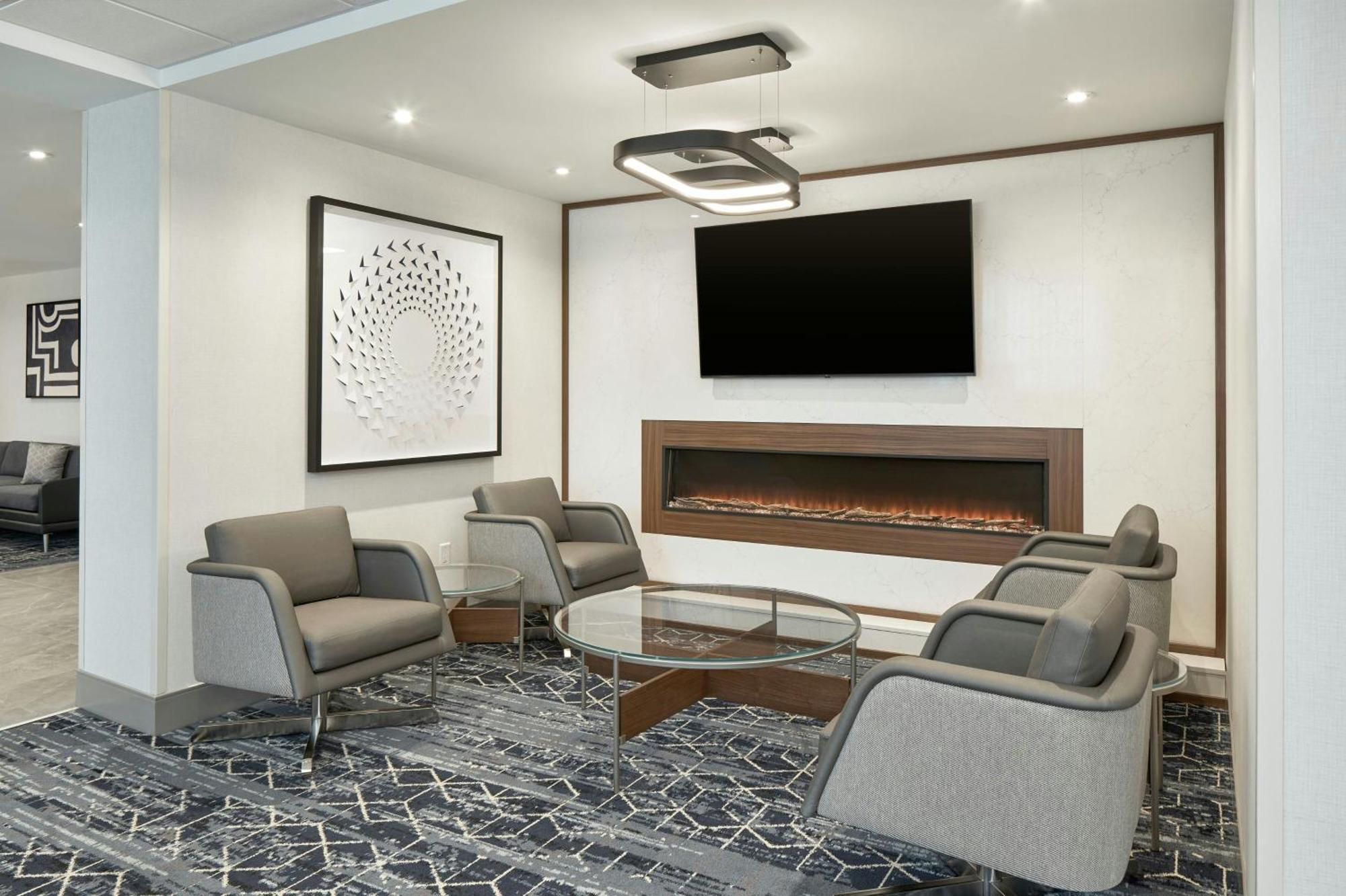 Courtyard By Marriott Regina Downtown Hotell Exteriör bild
